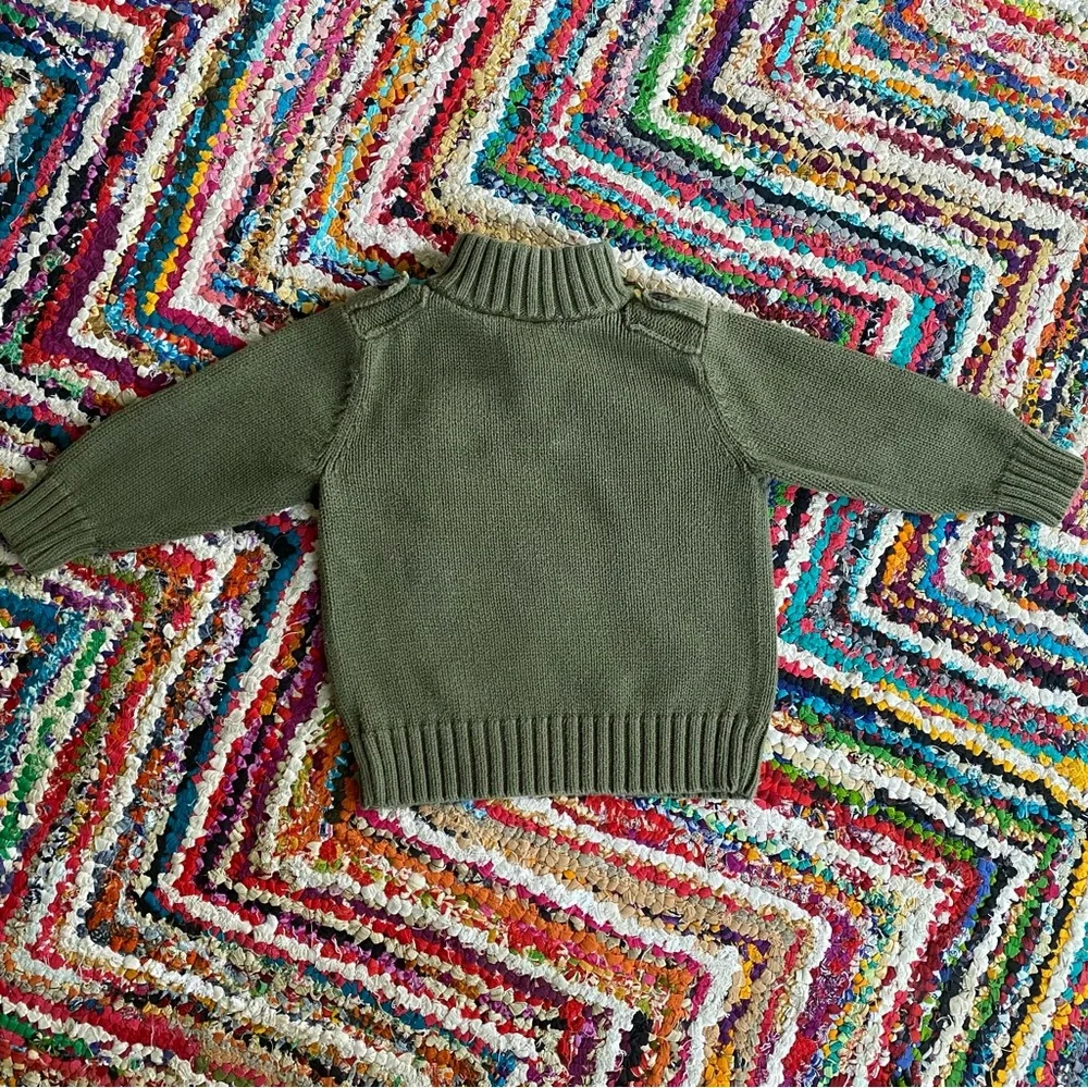 🐻 2/$25 • Old Navy | Military Style Sweater
